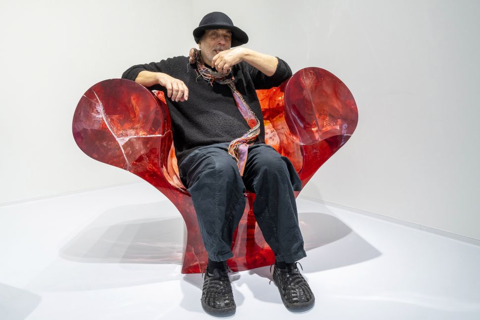 ron arad’s unconstrained objects and the mind behind them