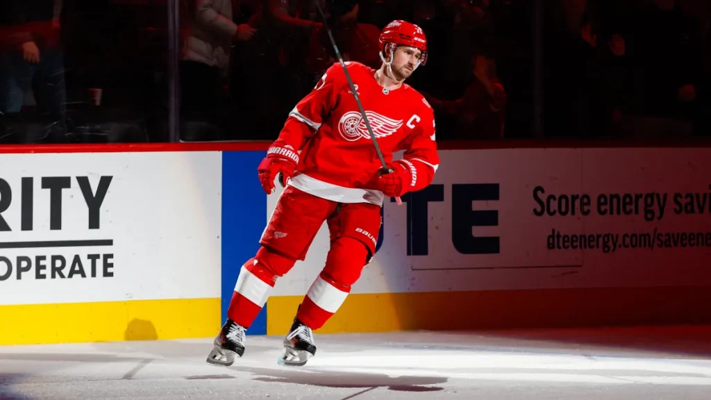 red wings' dylan larkin makes amusing move amid trade request, rumored destinations