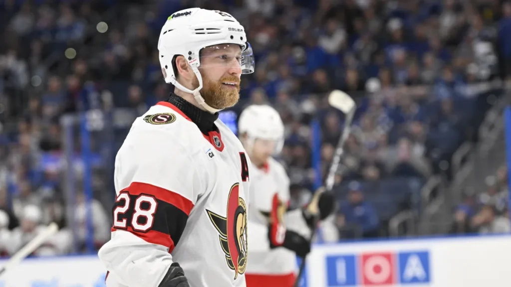 why claude giroux isn't actually signing with the flyers, instead staying with senators