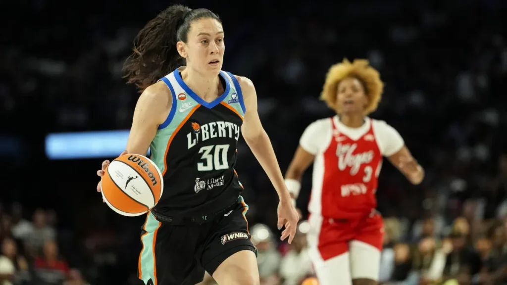 liberty's breanna stewart drew unforgettable candace parker reaction after passing her on wnba scoring list