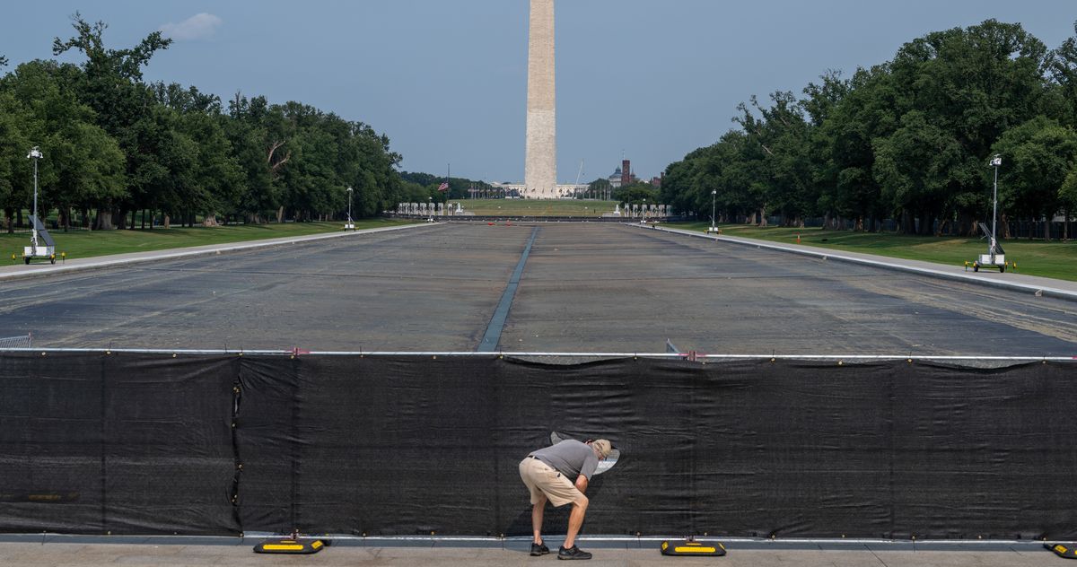 the reflecting pool is a bad paint job, not a crime scene
