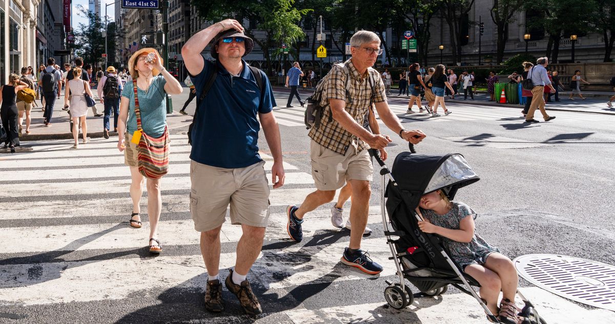 new york just hit 100 degrees for the first day in a very long time
