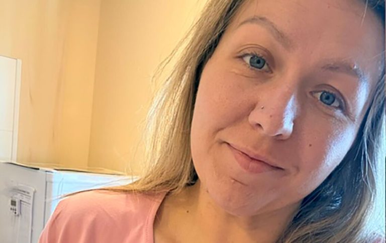 mum who felt ‘pregnant’ given shock diagnosis after doctors missed it | uk | news