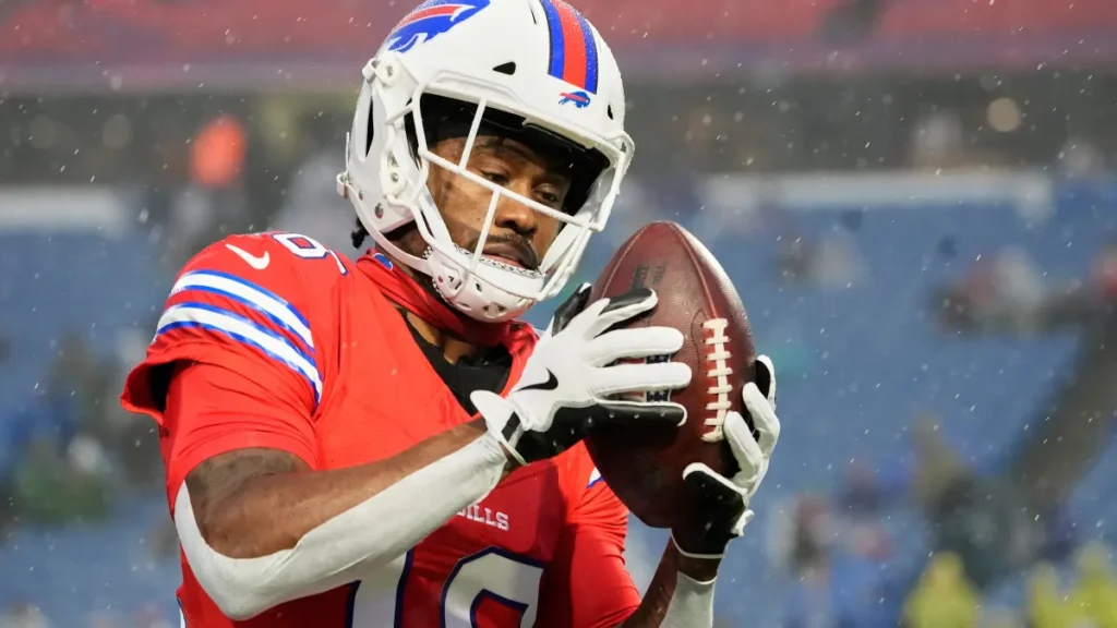 why dolphins are ex bills, patriots 1st round wrs 'best landing spot' in free agency