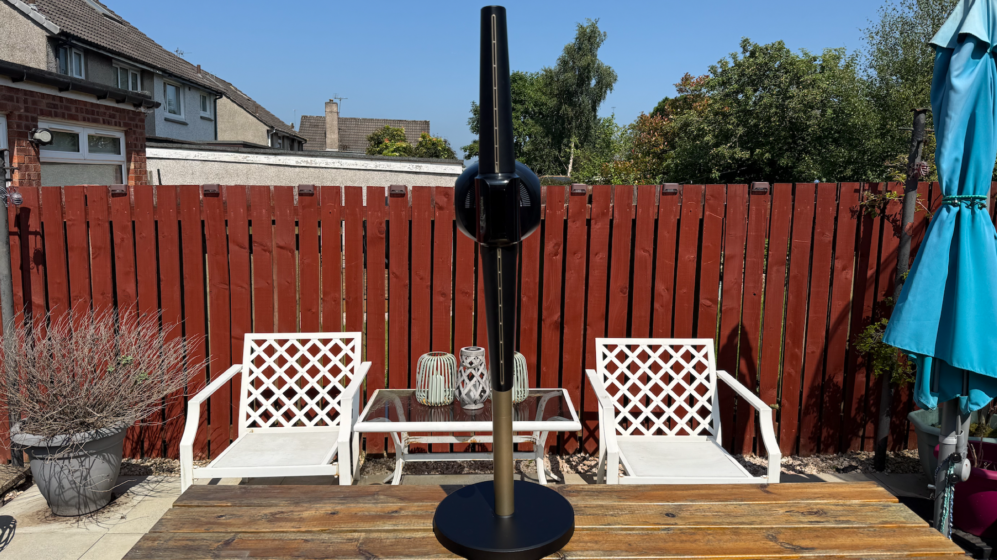 the dimplex flexblade multi directional bladeless fan looks like it’s part of a plane, but despite its propeller like design it may struggle to cool your aircraft hangar