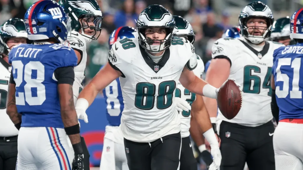 eagles' star highlights offensive changes under sean mannion