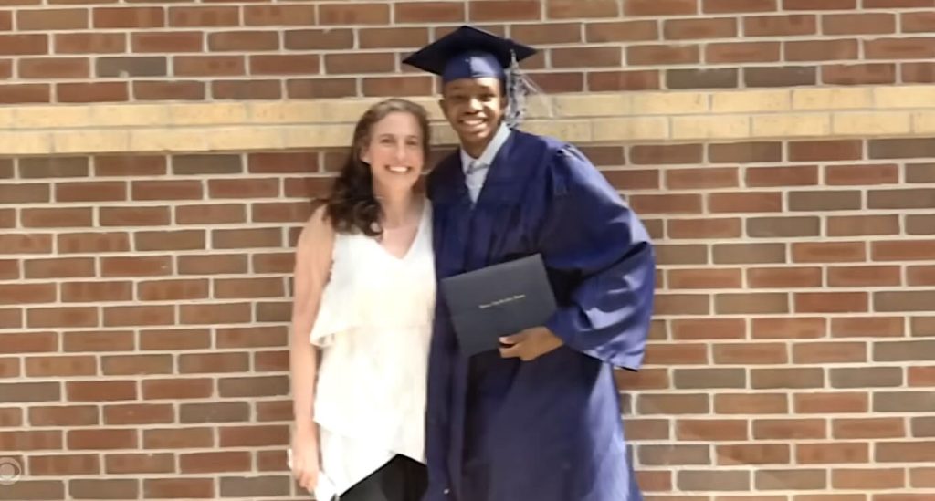 Given Just 8 Months to Live, Teen Graduates Cancer-Free 4 Years Later Thanks to Doctor’s Promise (Watch) given just 8 months to live, teen graduates cancer free 4 years later thanks to doctor’s promise (watch)