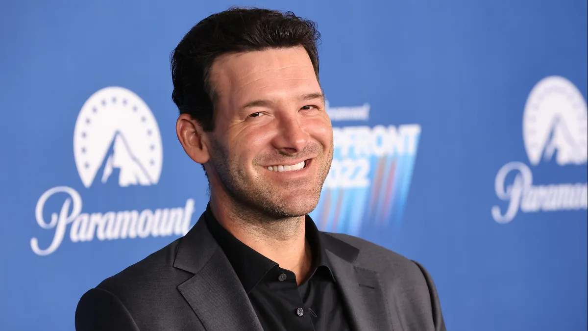 tony romo arrest video: new bodycam footage shows nfl broadcaster cooperating with cops during owi incident