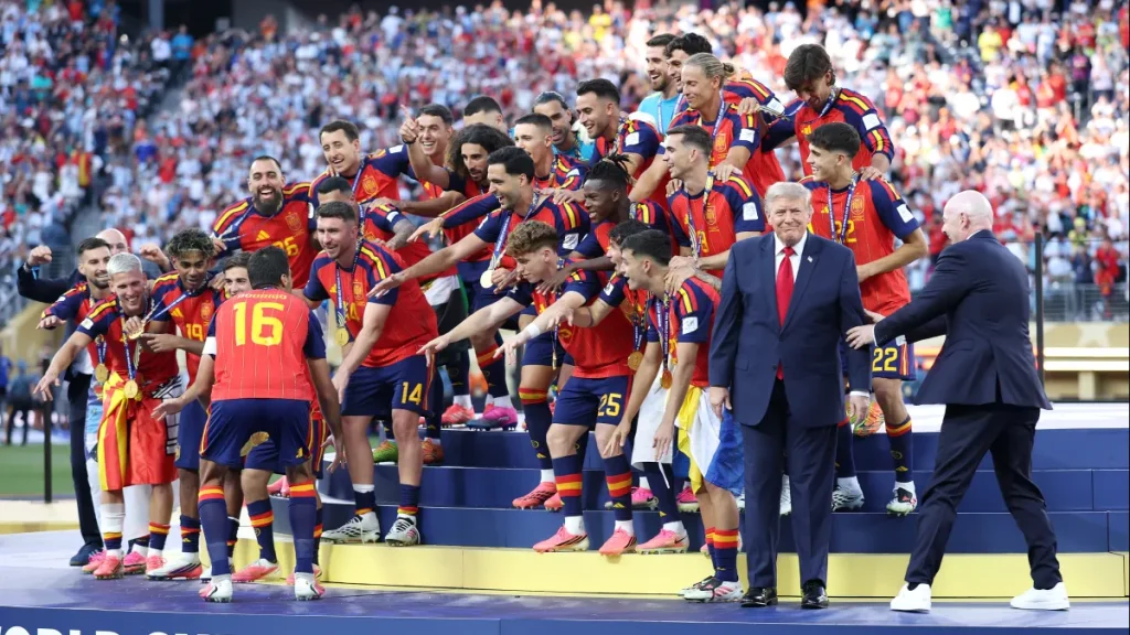 why spain cropped donald trump out of world cup celebration photos