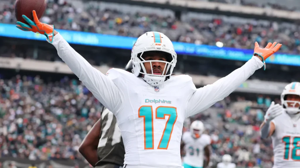 why broncos earned weak 'c' grade for offseason despite jaylen waddle trade