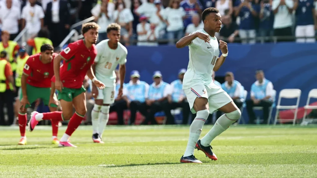 stutter step penalty kicks, explained: why some players take them and some fans despise them