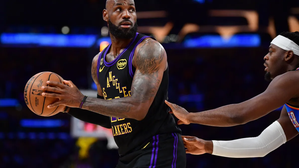 warriors reportedly long shots for ex laker lebron james behind cavaliers, heat, 76ers