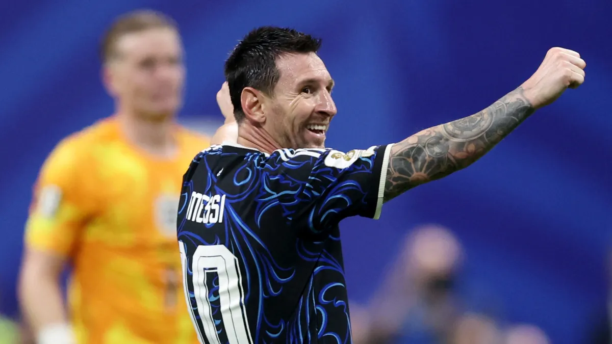 how lionel messi, argentina found england goalie jordan pickford's penalty notes on water bottle