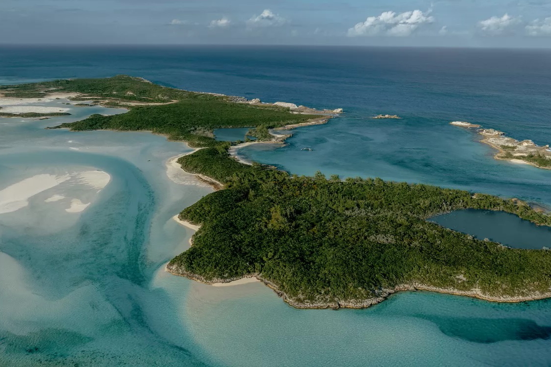 rosewood signs luxury 33 suite resort in exuma, bahamas