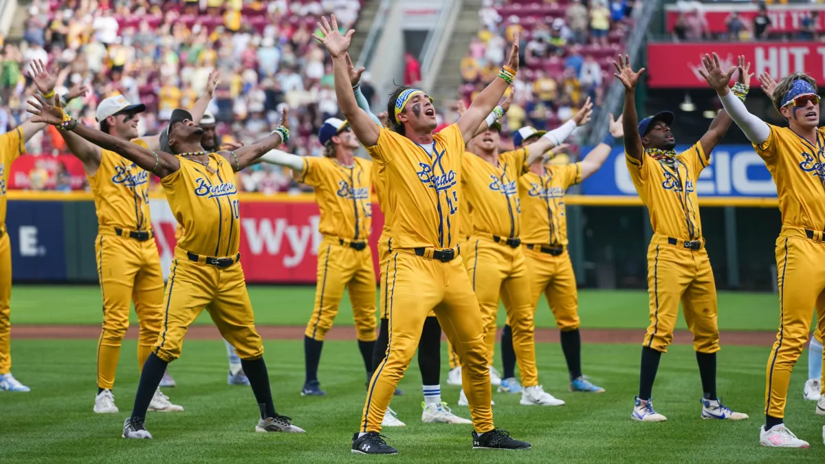 savannah bananas tv schedule 2026: dates, times, channels, live streams to watch banana ball games