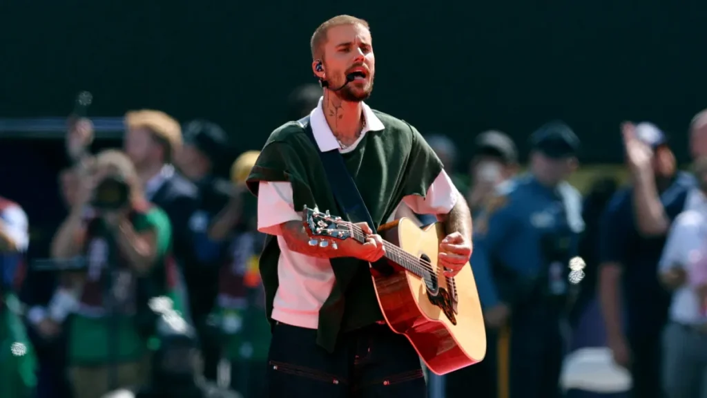 justin bieber turns heads with $20k accessory at world cup final halftime