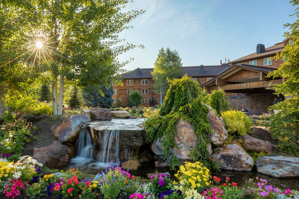 old hollywood glamour meets high altitude adventure: how to summer in sun valley