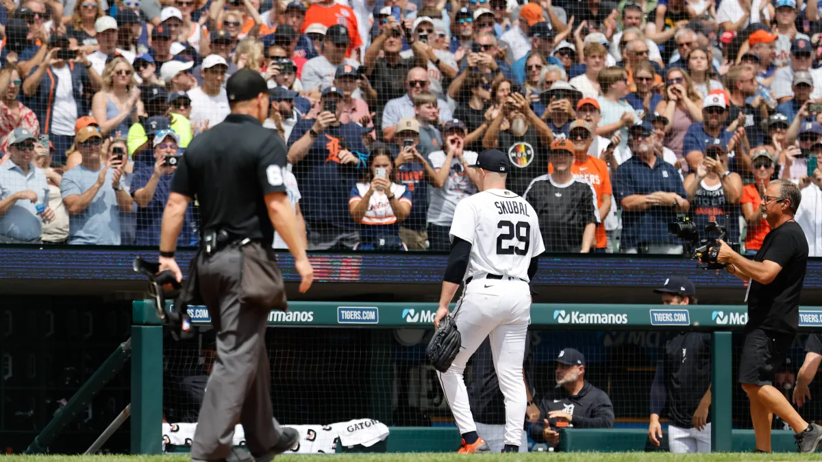 watch tigers crowd give tarik skubal standing ovation in potential final start as detroit pitcher