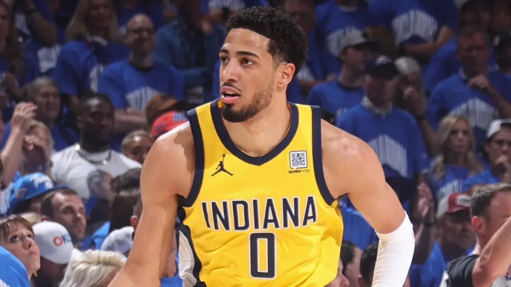 pacers officially outduel lakers, 76ers for $82 million ex warriors fan favorite forward