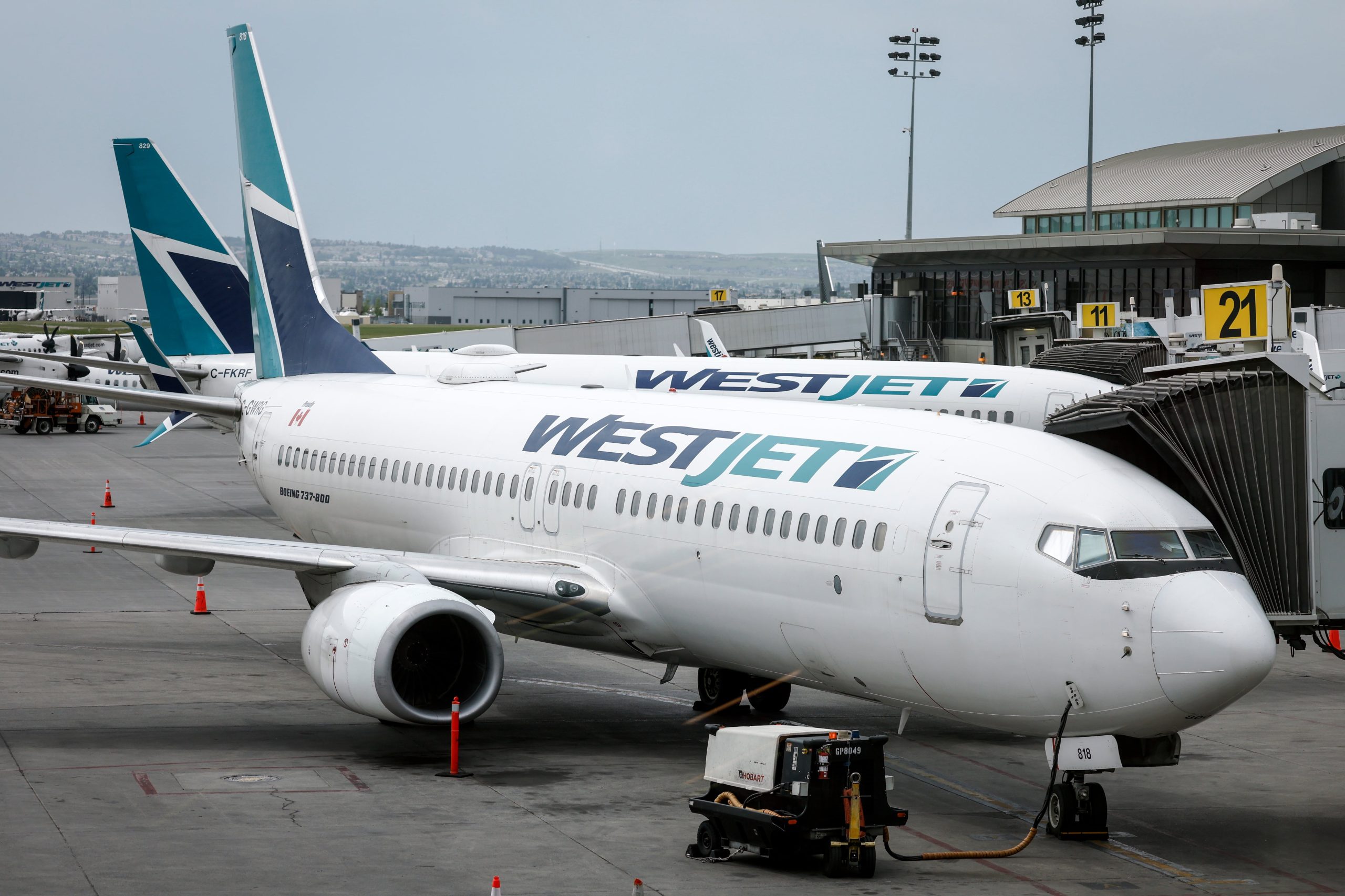 westjet flight attendants’ union issues 72 hour strike notice