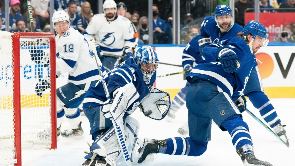 maple leafs' former all star announces retirement from nhl