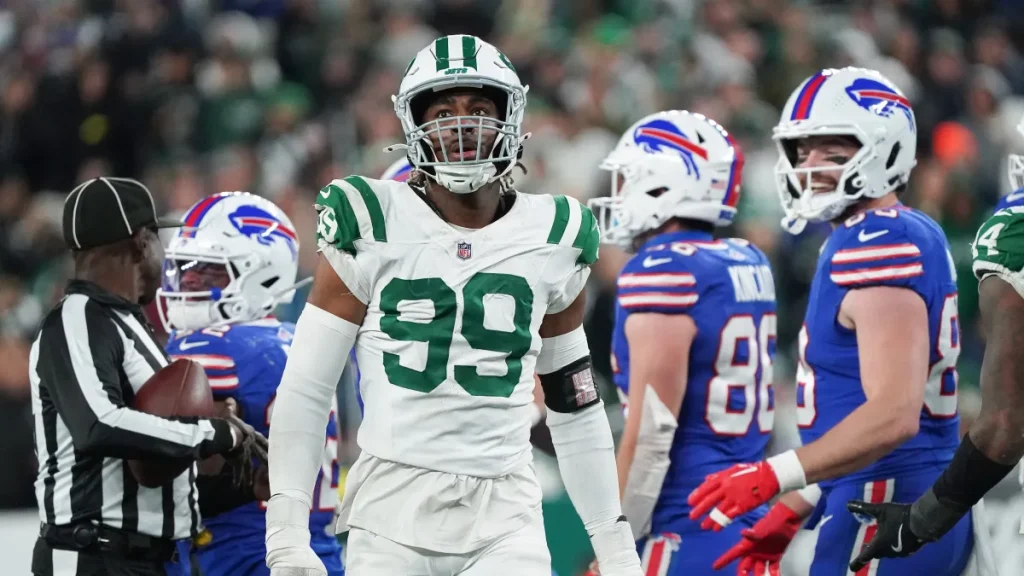 jets trade rumor on career 21.5 sack edge rusher could lead to training camp deal