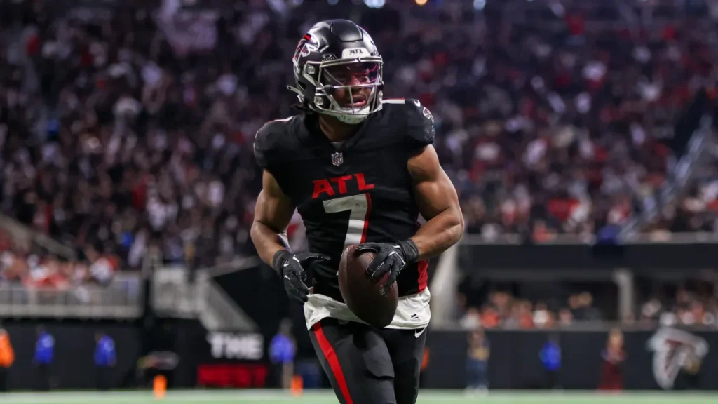 Bijan Robinson contract hold-in, explained: Why Falcons RB is sitting out of training camp practice in Atlanta bijan robinson contract hold in, explained: why falcons rb is sitting out of training camp practice in atlanta