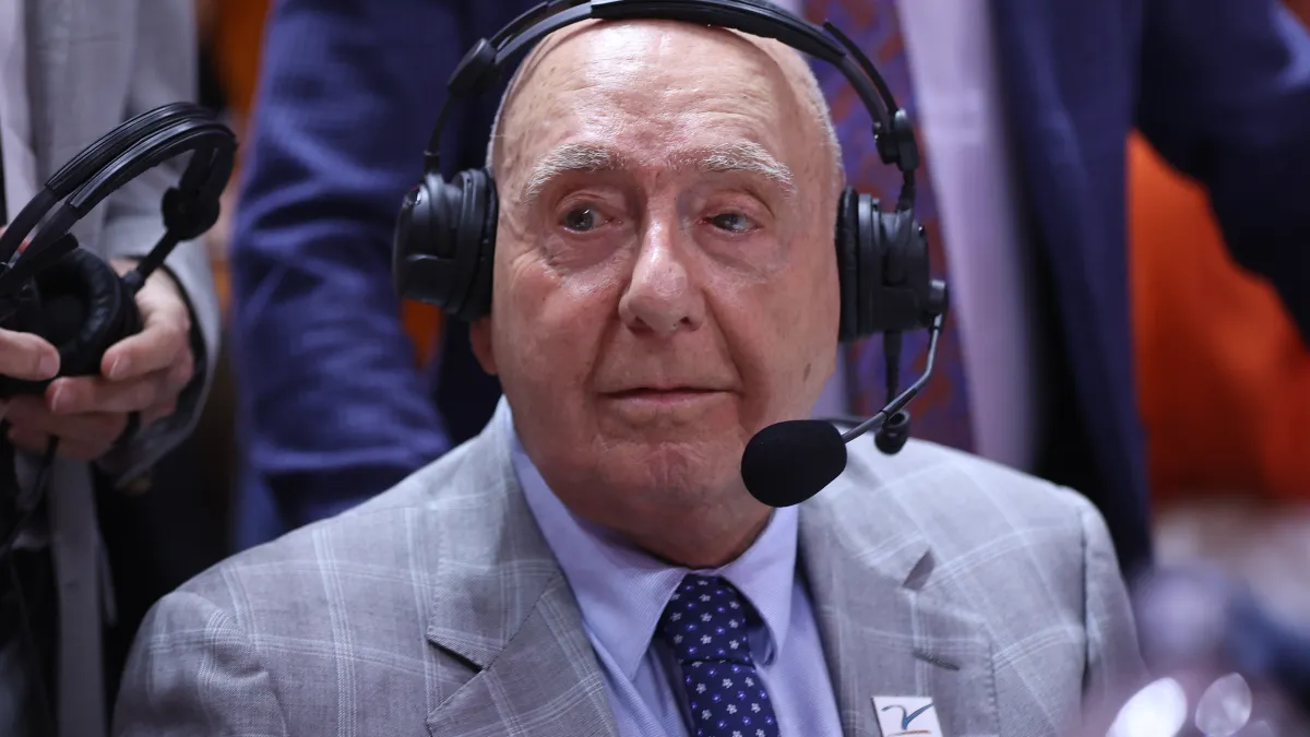 dick vitale sends strong message to wnba over caitlin clark treatment