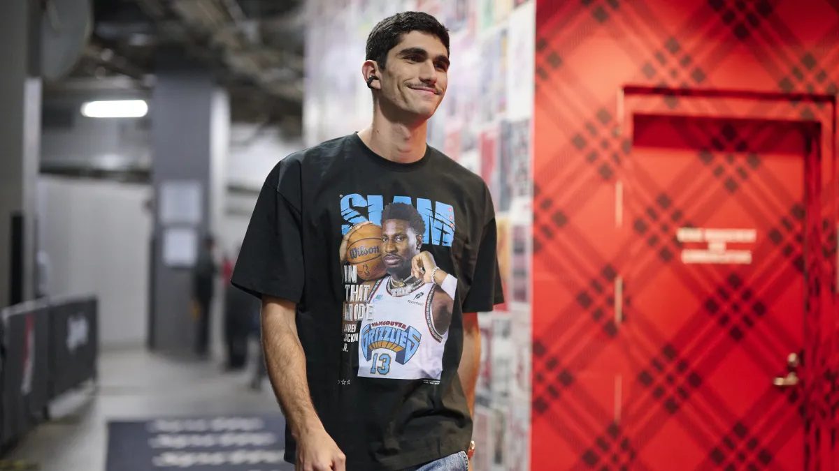 how 6 team nba trade includes mavericks, wizards, clippers, pistons, bucks and grizzlies