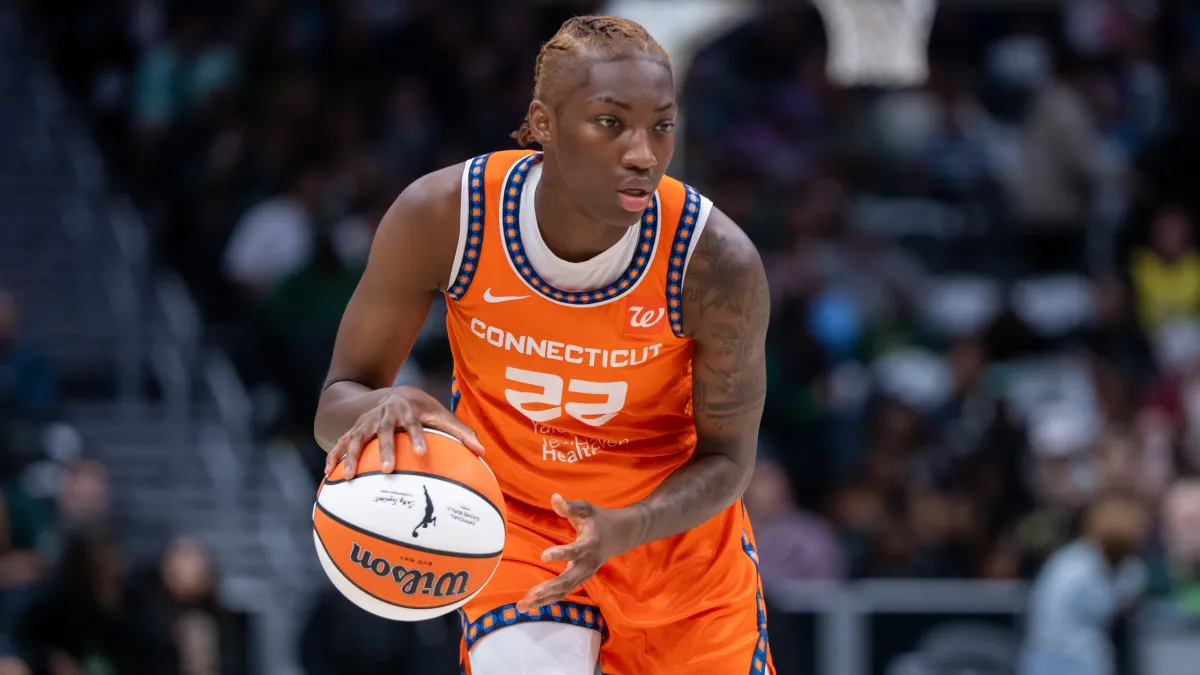saniya rivers leaves game in wheelchair after scary ankle injury against lynx
