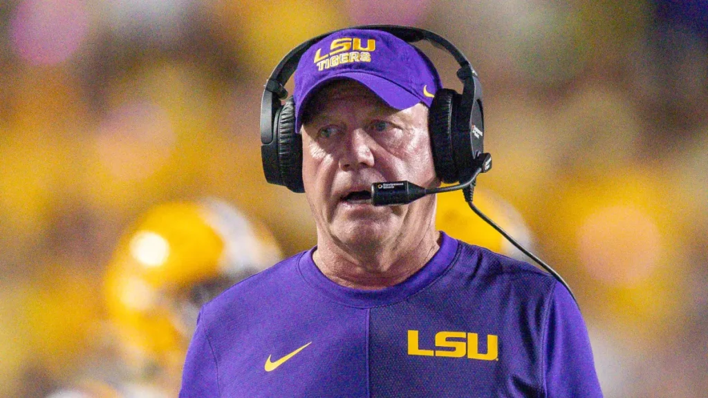 brian kelly cbs sports job, explained: what former college football coach will be doing in new broadcast role