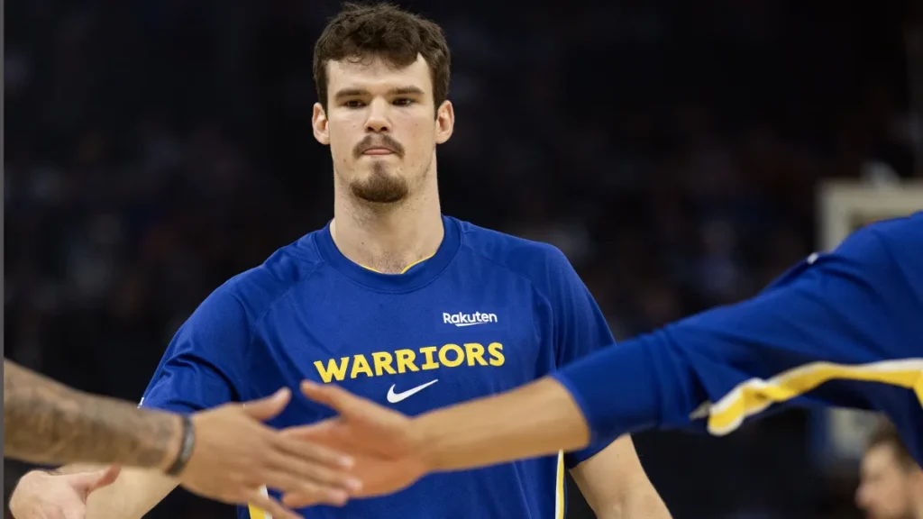 how warriors letting quinten post leave gives grizzlies incredible frontcourt depth
