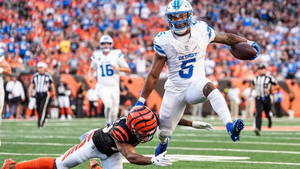 texans' new backfield centers on former lions running back