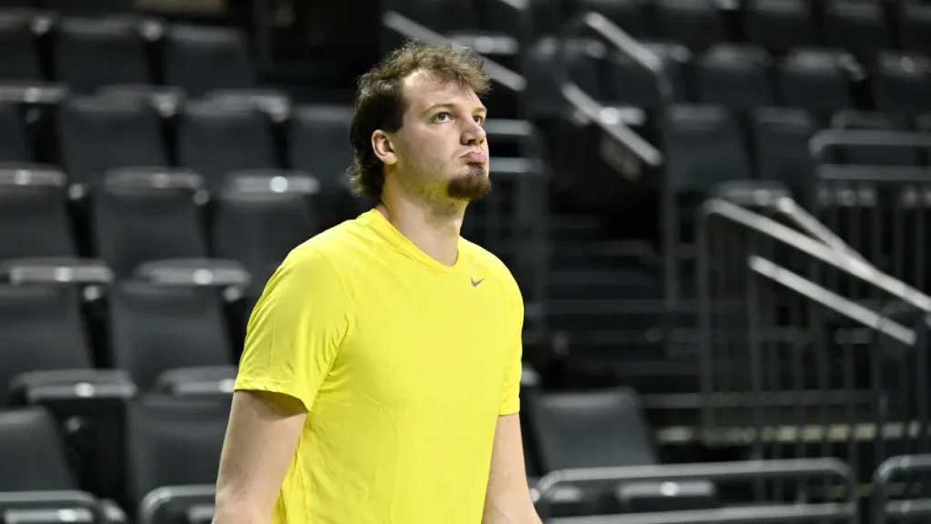 raptors sign 7 foot center who averaged 16.8 ppg, 6.9 rpg, 1.8 bpg in big ten