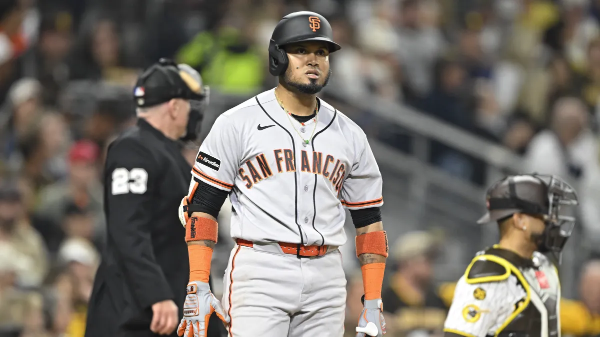 giants forced to face harsh reality with luis arraez amid trade, extension rumors