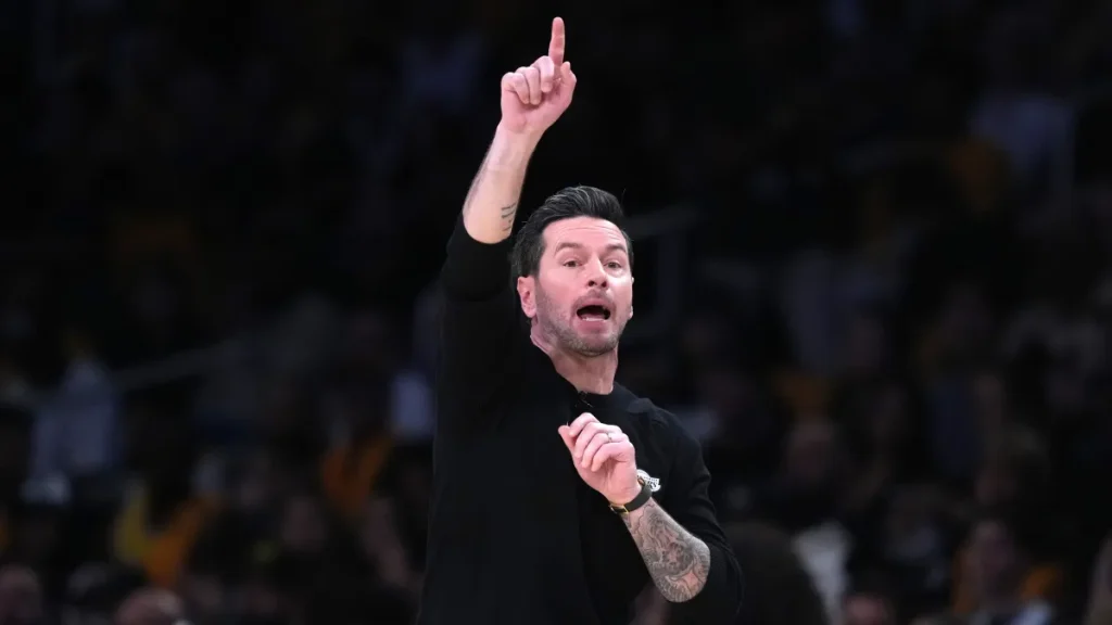 lakers trade idea lands warriors legend and only sends out one player no los angeles fans wants