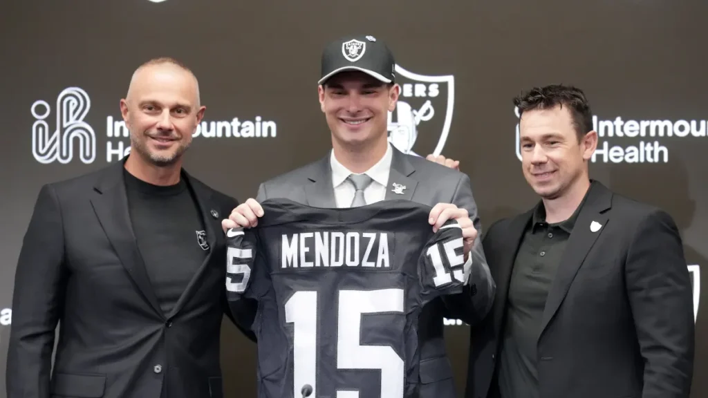 'in the palm of my hand' :ex indiana star fernando mendoza confident in winning raiders qb1 battle
