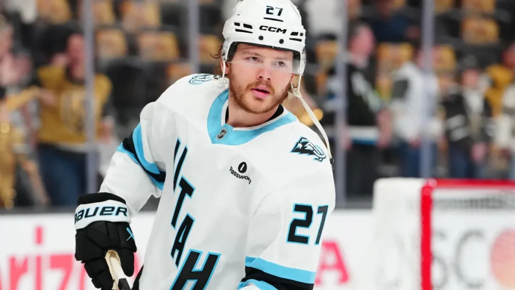 devils get update on barrett hayton's offer sheet decision as mammoth approach deadline