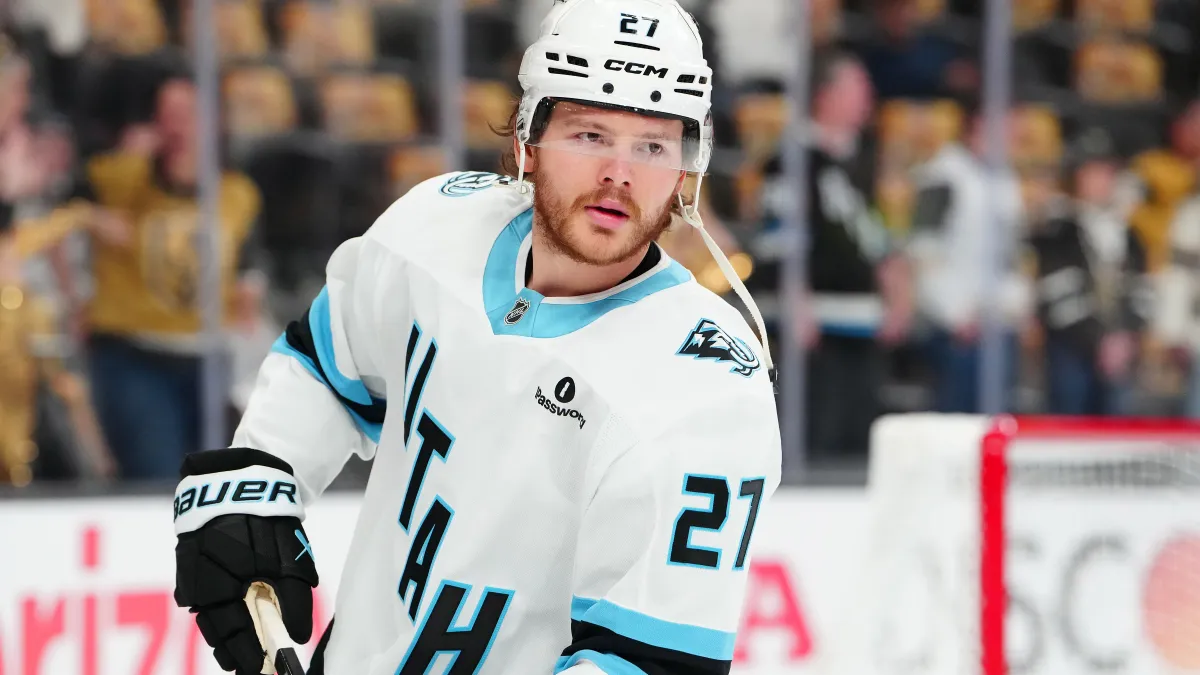 devils get update on barrett hayton's offer sheet decision as mammoth approach deadline
