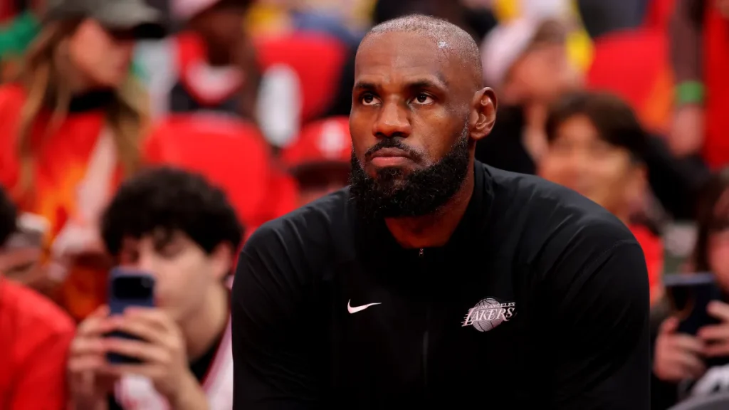 LeBron James took much less for a shot at a ring: Could Stephen Curry, Kevin Durant follow his lead? lebron james took much less for a shot at a ring: could stephen curry, kevin durant follow his lead?