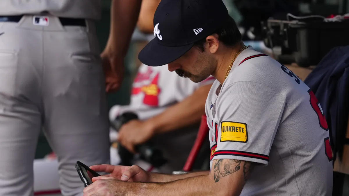 braves' walt weiss gives concerning spencer strider and spencer schwellenbach injury update