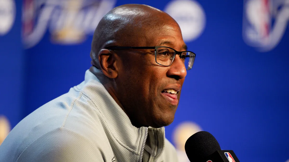 knicks free agent prediction would bring in 13.5 points and 15.5 rebounds young center