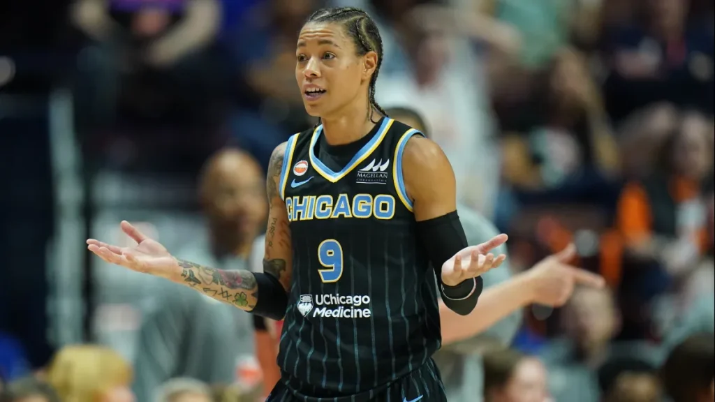 video shows natasha cloud mocking officials after technical foul in sky sun game