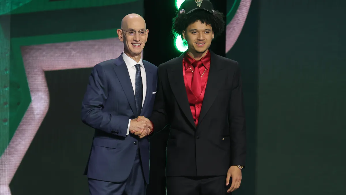 bucks' brayden burries already looks like rising nba star