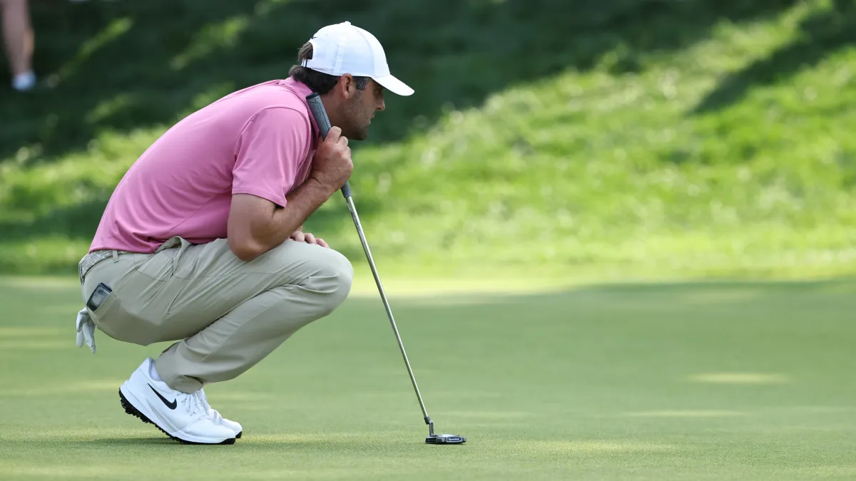 scottie scheffler putt goes viral for schooling the 'aim line' at scottish open