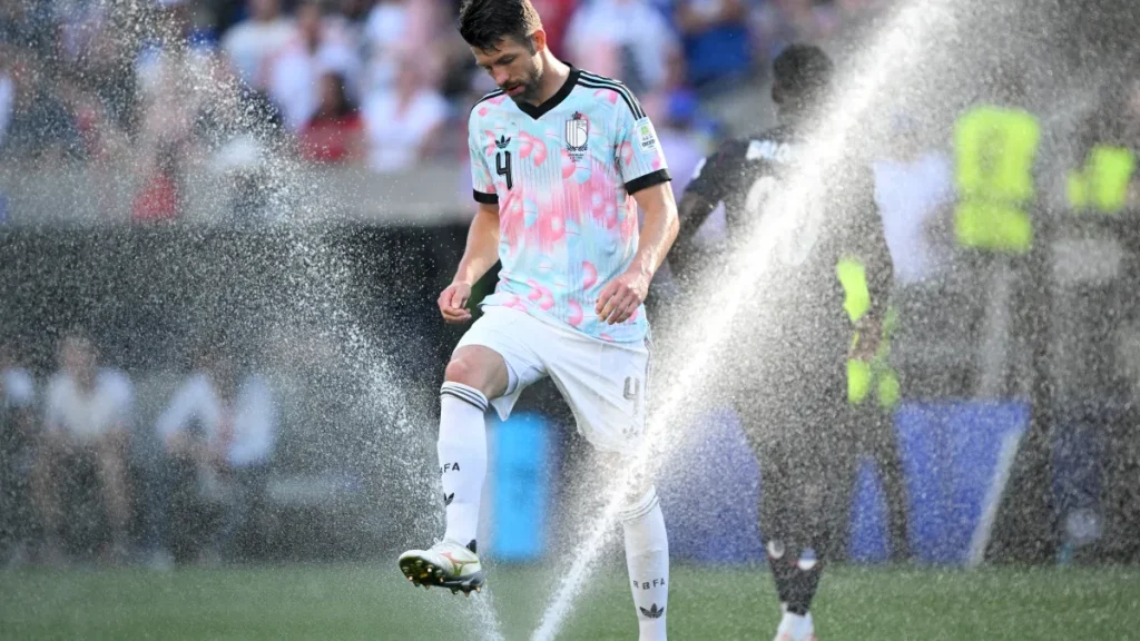 why they water soccer field before game, during halftime, in hydration breaks