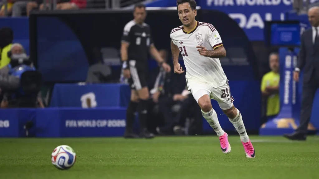 Why Mikel Oyarzabal, not Lamine Yamal, took Spain's penalty kick to open scoring vs. France why mikel oyarzabal, not lamine yamal, took spain's penalty kick to open scoring vs. france