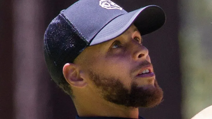 Steph Curry shuts down reporter on LeBron-Draymond question as Cavs seemingly make run for Warriors big steph curry shuts down reporter on lebron draymond question as cavs seemingly make run for warriors big