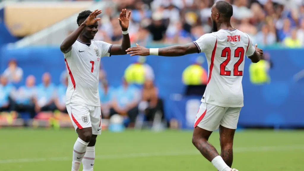 what does england get if it wins 3rd place in the world cup?