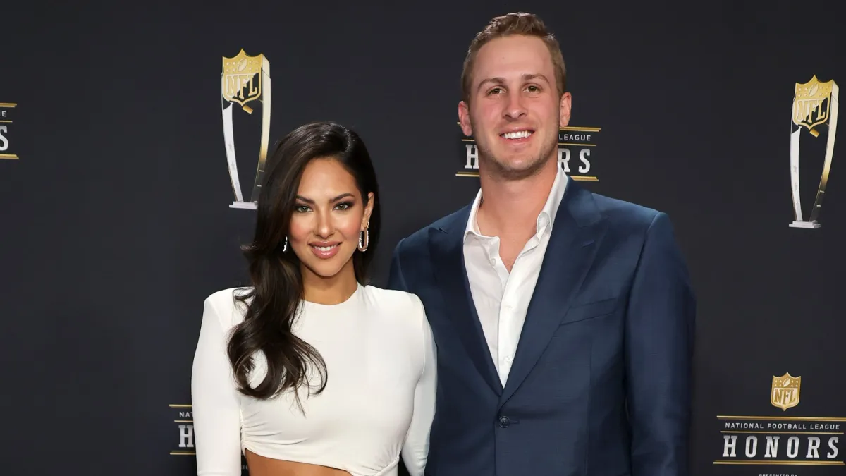 jared goff's wife christen harper celebrates si swimsuit shoot with stunning beach photos